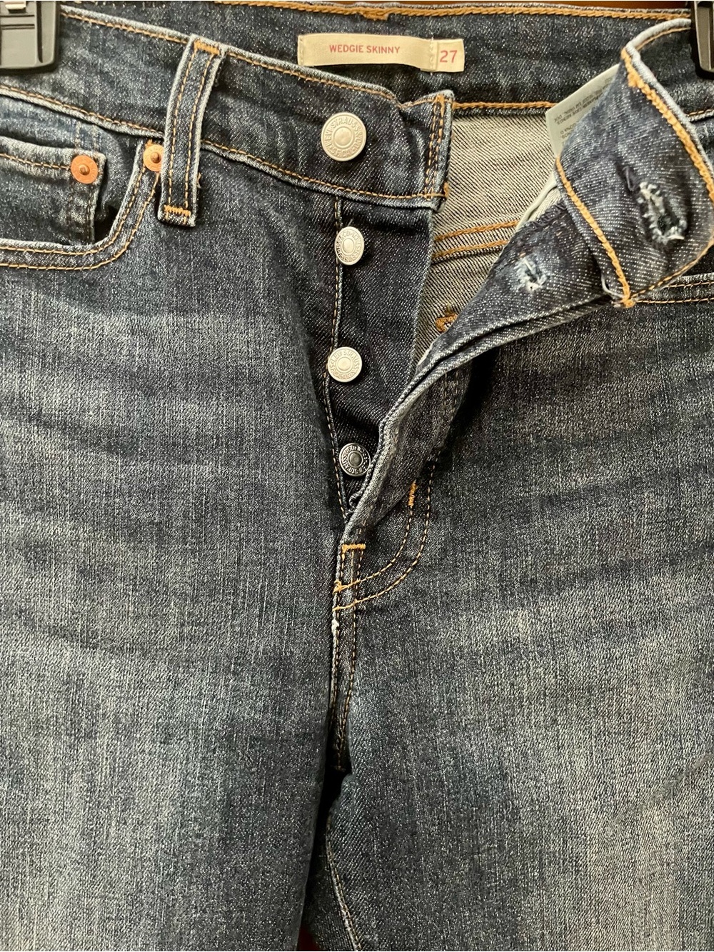 Vintage Levi’s Women’s Wedgie Skinny Button-Fly Medium Wash Jeans Size 27 - Picture 3 of 5